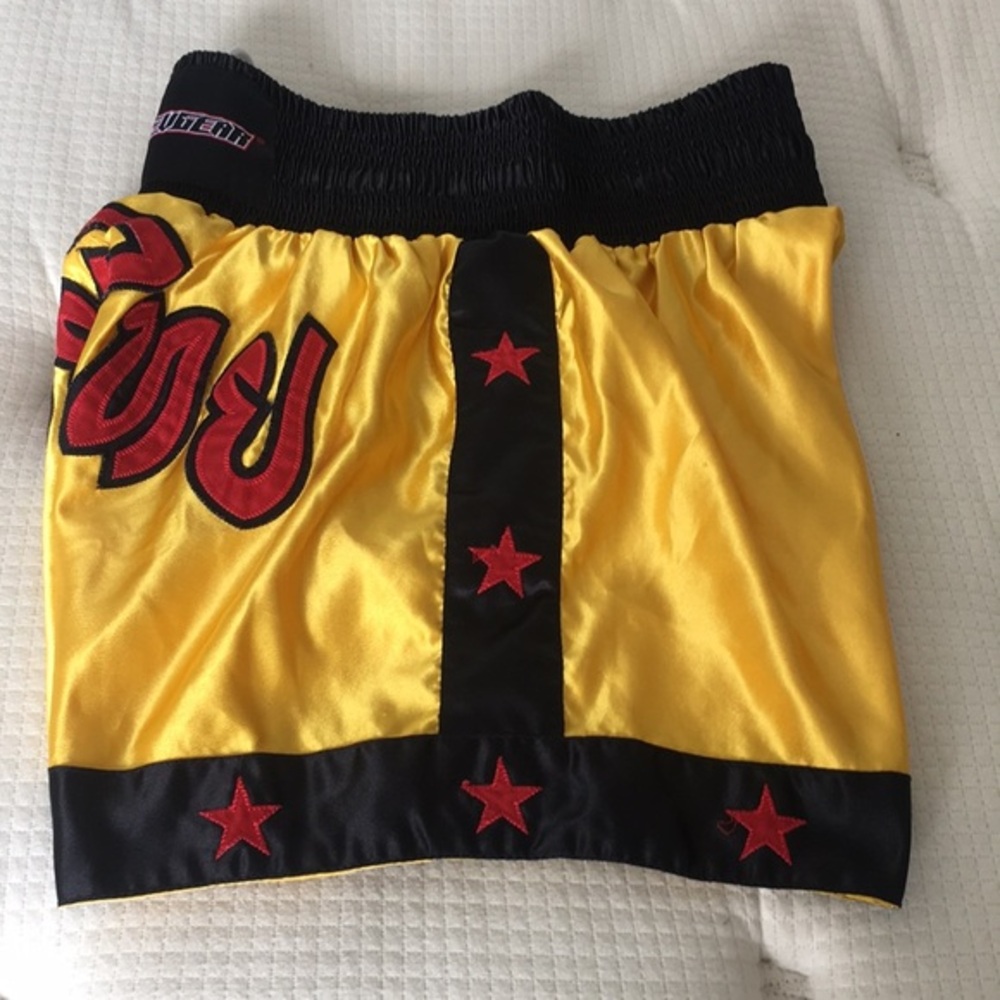 Men Boxing Fighting Shorts Size L
